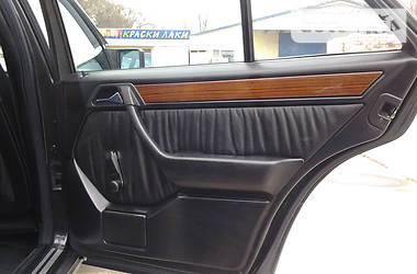 Седан Mercedes-Benz E-Class 1994 в 