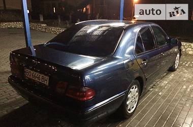 Седан Mercedes-Benz E-Class 1997 в Тернополе