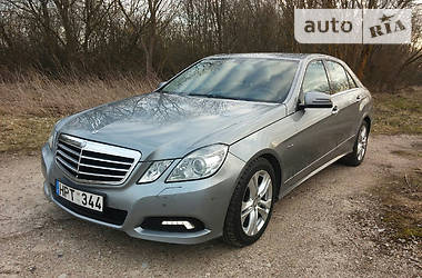 Лимузин Mercedes-Benz E-Class 2011 в Ивано-Франковске