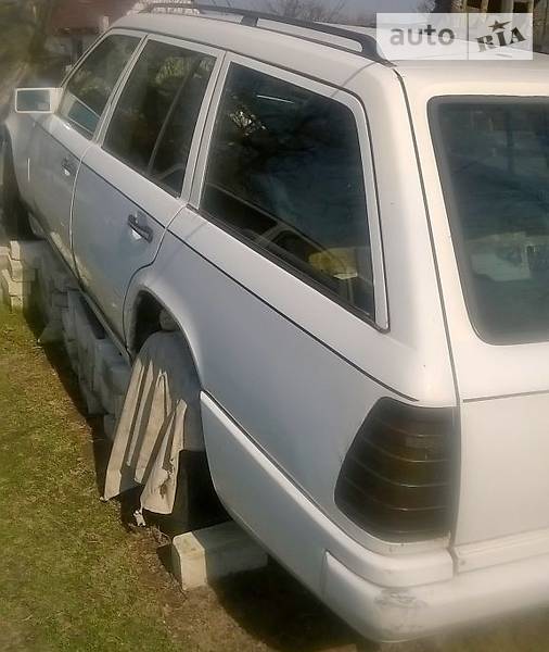 Універсал Mercedes-Benz E-Class 1989 в Броварах