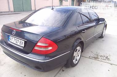 Седан Mercedes-Benz E-Class 2003 в Стрые