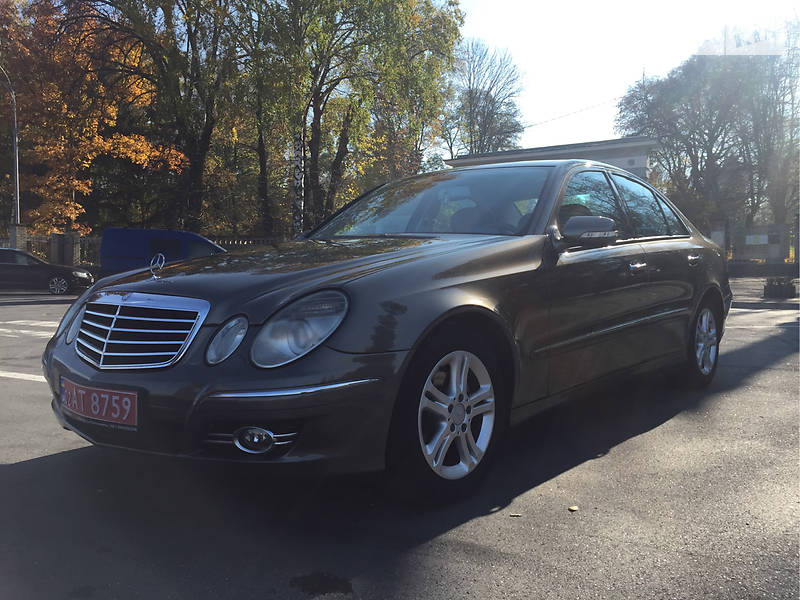 Седан Mercedes-Benz E-Class 2007 в Виннице