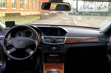 Седан Mercedes-Benz E-Class 2013 в Виннице