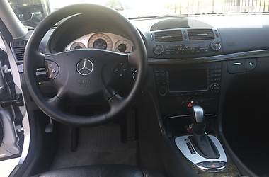 Седан Mercedes-Benz E-Class 2004 в Харькове