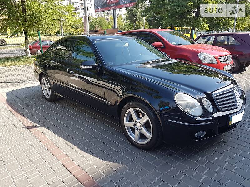 Mercedes-Benz E 2008 года