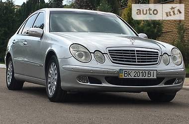 Седан Mercedes-Benz E-Class 2004 в Рівному