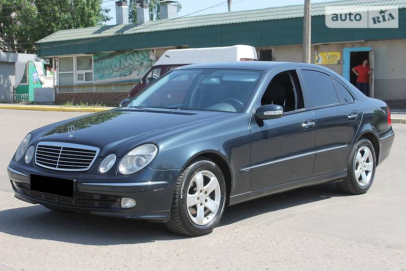 Седан Mercedes-Benz E-Class 2002 в Миколаєві