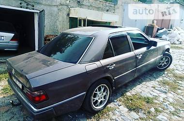 Седан Mercedes-Benz E-Class 1995 в Одессе