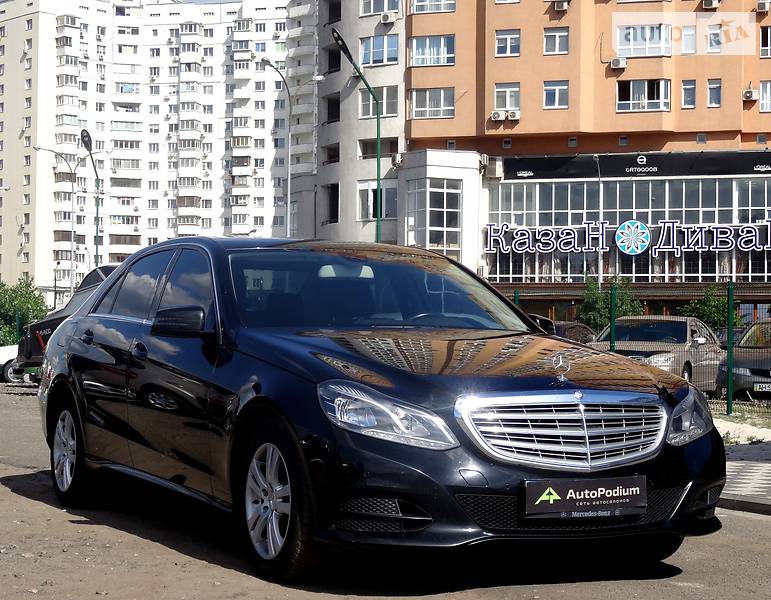 Седан Mercedes-Benz E-Class 2013 в Киеве