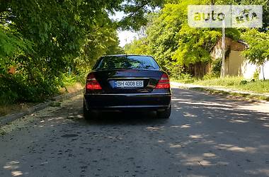 Седан Mercedes-Benz E-Class 2003 в Одессе