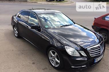 Седан Mercedes-Benz E-Class 2012 в Николаеве