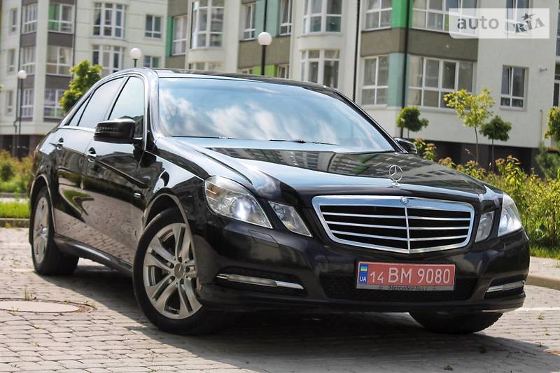 Седан Mercedes-Benz E-Class 2013 в Ивано-Франковске