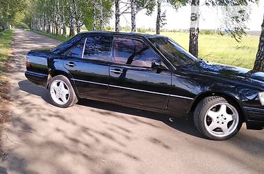 Седан Mercedes-Benz E-Class 1994 в Переяславе