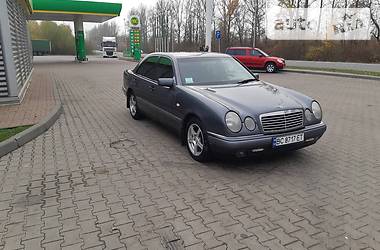 Седан Mercedes-Benz E-Class 1998 в Бережанах