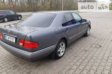 Седан Mercedes-Benz E-Class 1998 в Бережанах