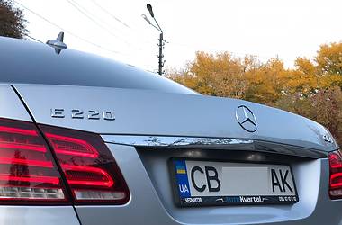 Седан Mercedes-Benz E-Class 2013 в Чернигове