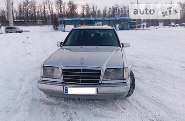 Универсал Mercedes-Benz E-Class 1995 в Львове