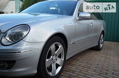 Універсал Mercedes-Benz E-Class 2006 в 