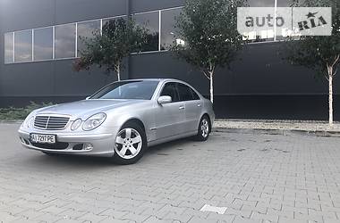 Седан Mercedes-Benz E-Class 2003 в 