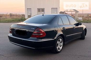 Седан Mercedes-Benz E-Class 2005 в Хусте