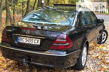 Седан Mercedes-Benz E-Class 2003 в Львове