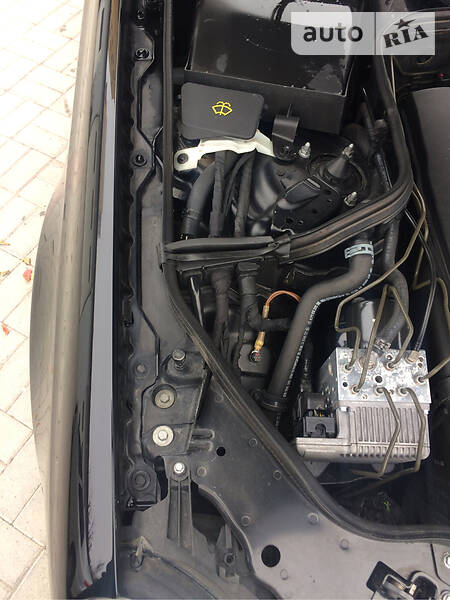 Седан Mercedes-Benz E-Class 2003 в Кам'янець-Подільському