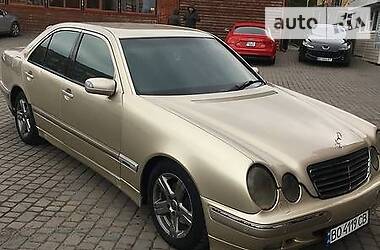 Седан Mercedes-Benz E-Class 2001 в Тернополе