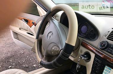 Седан Mercedes-Benz E-Class 2003 в Виноградове