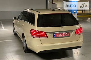 Універсал Mercedes-Benz E-Class 2014 в Тернополі