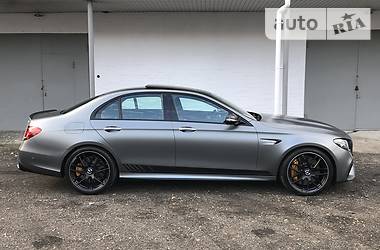 Седан Mercedes-Benz E-Class 2020 в 