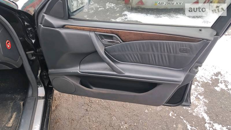 Седан Mercedes-Benz E-Class 2001 в Вінниці