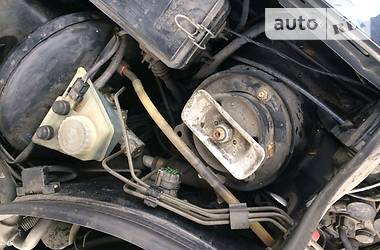 Седан Mercedes-Benz E-Class 1990 в 