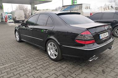 Седан Mercedes-Benz E-Class 2004 в Каменском