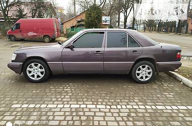 Седан Mercedes-Benz E-Class 1995 в 