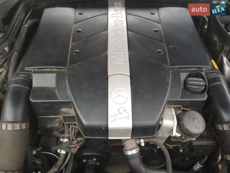 Седан Mercedes-Benz E-Class 2002 в Гадяче