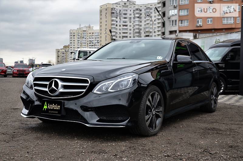 Седан Mercedes-Benz E-Class 2014 в 