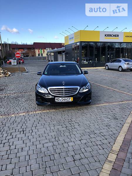 Седан Mercedes-Benz E-Class 2014 в Иршаве