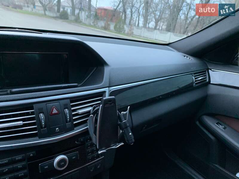 Седан Mercedes-Benz E-Class 2009 в Дрогобичі фото 27 Седан Mercedes-Benz E-Class 2009 в Дрогобичі