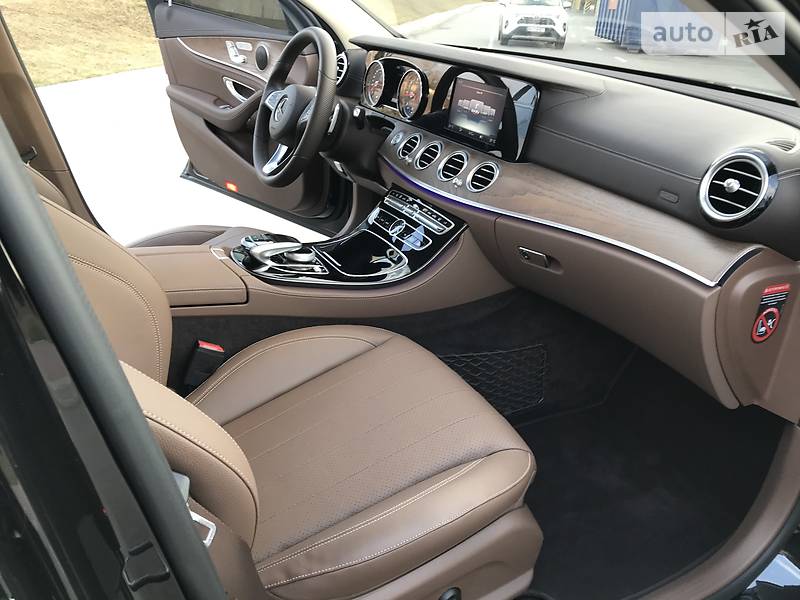 Седан Mercedes-Benz E-Class 2018 в Києві