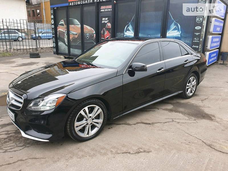 Седан Mercedes-Benz E-Class 2016 в Києві
