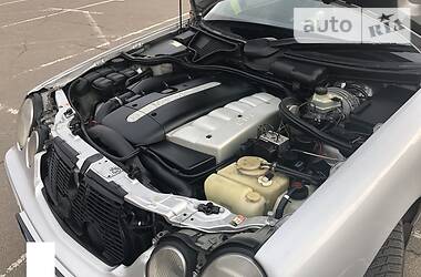 Універсал Mercedes-Benz E-Class 2001 в 