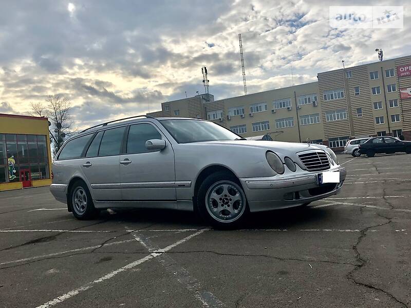 Універсал Mercedes-Benz E-Class 2001 в Житомирі