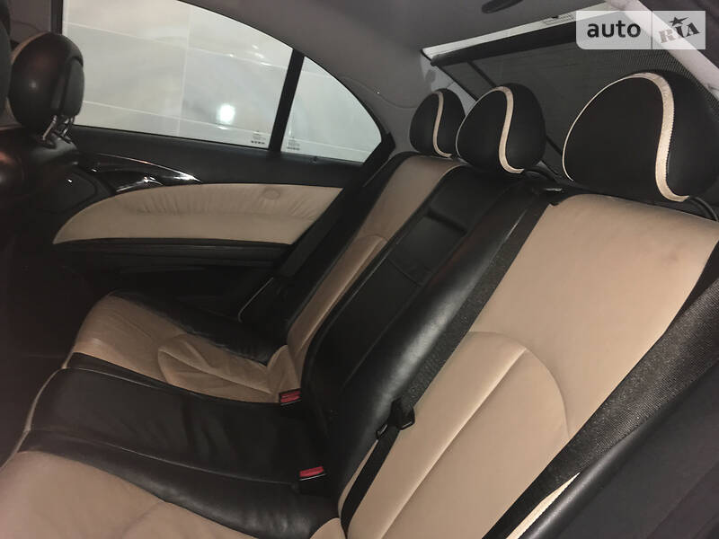 Седан Mercedes-Benz E-Class 2002 в Тернополі