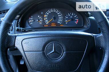 Седан Mercedes-Benz E-Class 1998 в 