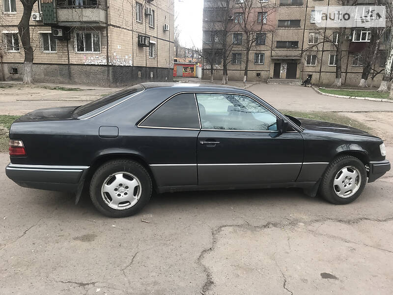 Купе Mercedes-Benz E-Class 1995 в Кривому Розі