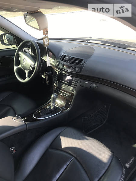 Седан Mercedes-Benz E-Class 2006 в Запоріжжі