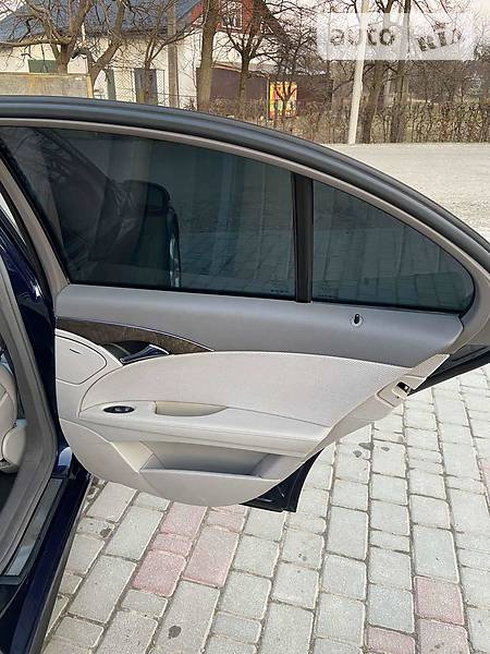 Седан Mercedes-Benz E-Class 2007 в Косові