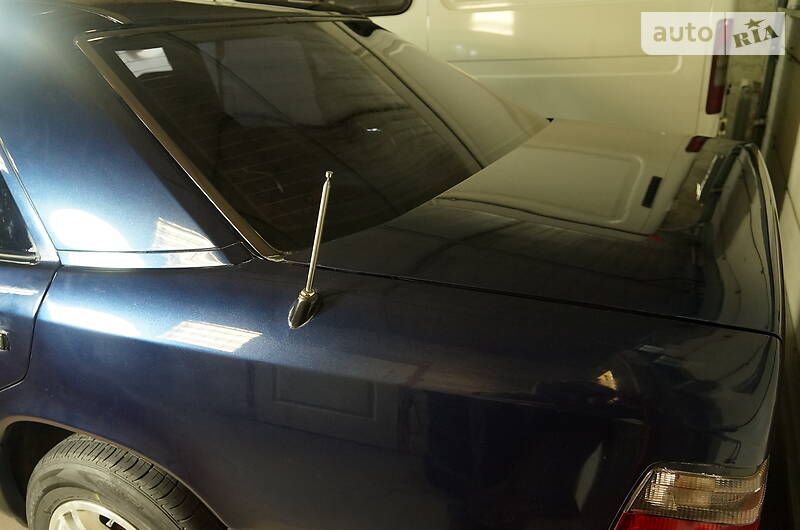 Седан Mercedes-Benz E-Class 1995 в Білій Церкві