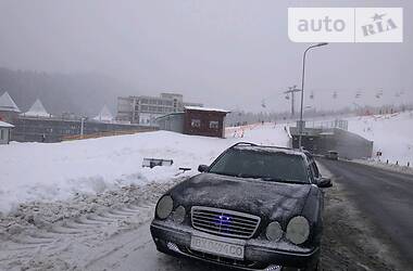 Універсал Mercedes-Benz E-Class 2000 в 