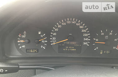 Седан Mercedes-Benz E-Class 2000 в 